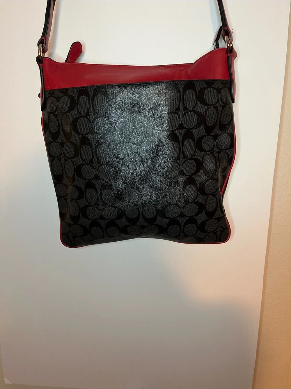 Coach crossbody black